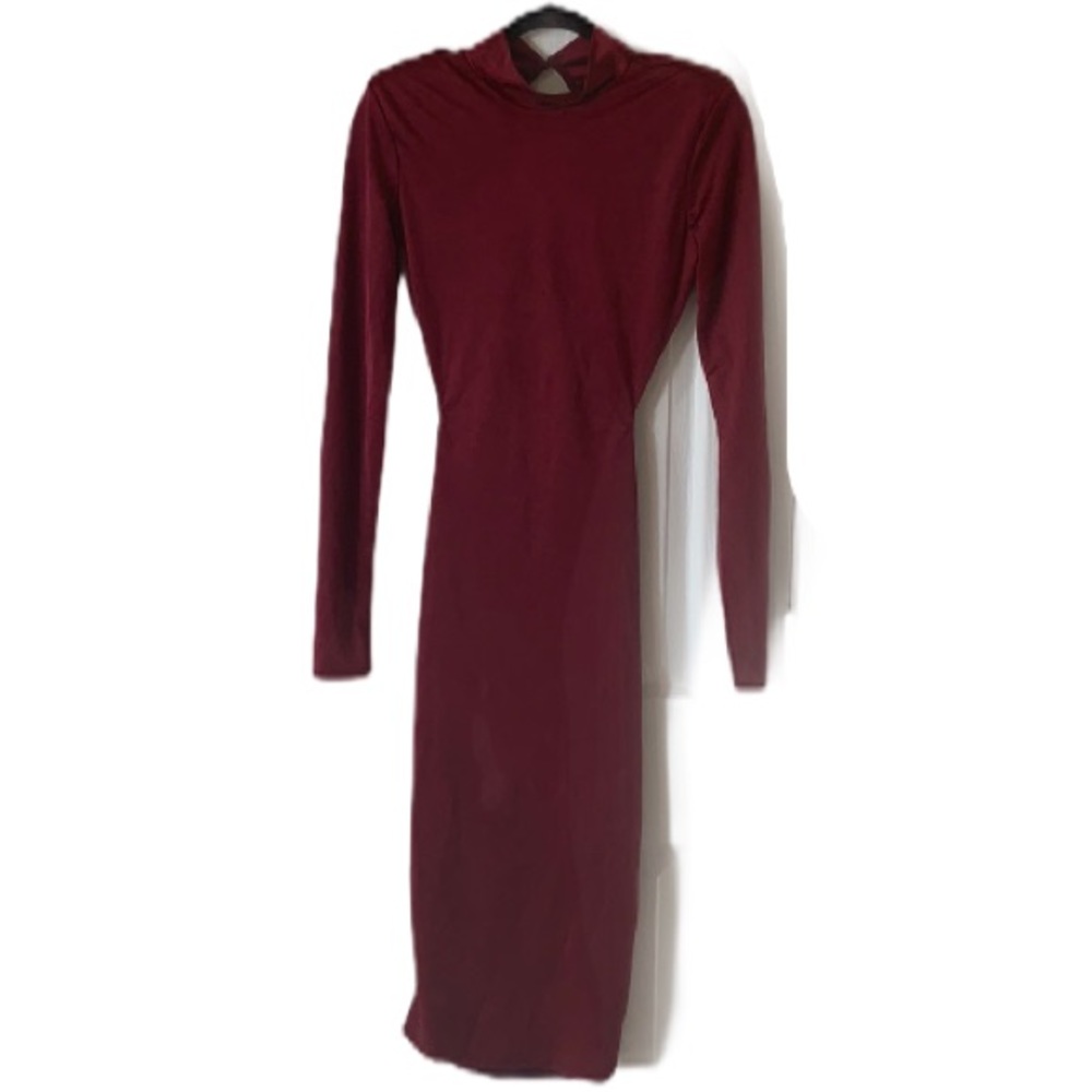 NWT JLUXLABEL Maroon Long Sleeve Open Back Dress